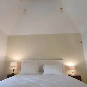 https://les-pierres-lotoises-chambre-dhotes-le-pigeonnier.midi-pyreneeshotels.com